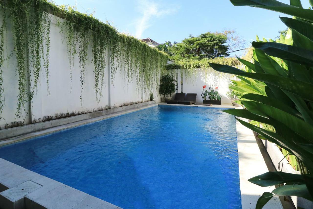 Legian Village Residence Семиняк Екстериор снимка
